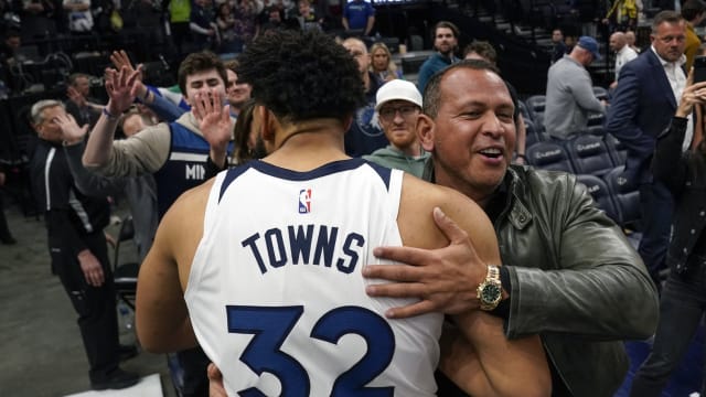 Karl-Anthony Towns, Alex Rodriguez